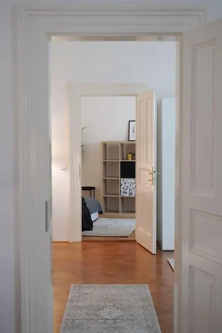 New! Mucha 3Bdr Flat In Heart Of The City Center Praag Appartement