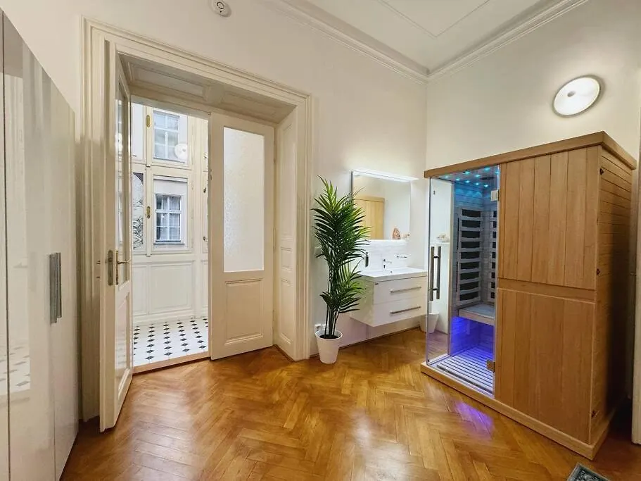 Apartment New! Mucha 3Bdr Flat In Heart Of The City Center Prague Czech Republic